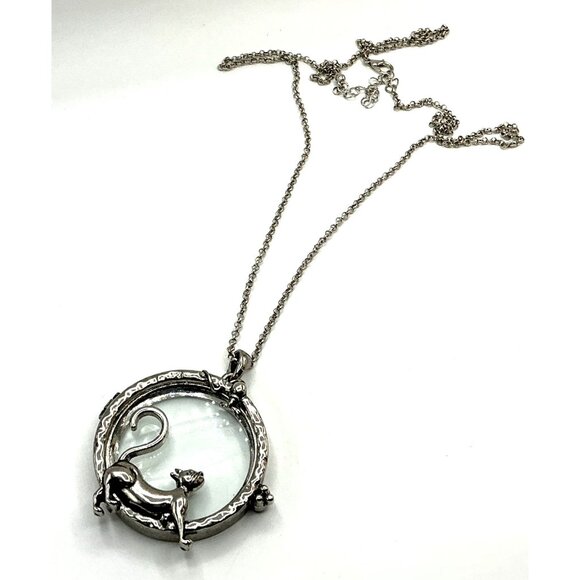 Silver Cat Design Magnifying Glass Pendant Necklace - Picture 2 of 10